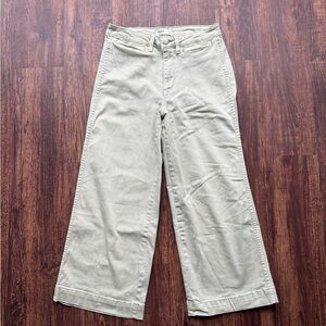 Women’s Oat Light Green High Waisted Wide Leg Pants -Size 2/26